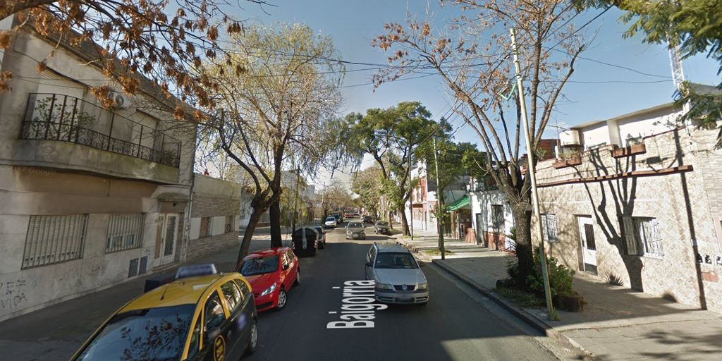 Cayó un árbol sobre su auto estacionado y lo indemnizan