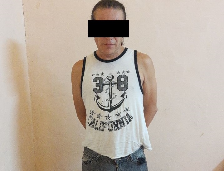 Detuvieron a un dealer con cocaína y otras drogas que escondía en un agujero de la pared de un hotel en Once