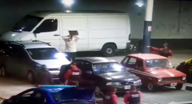 Detienen a un hombre con síntomas de Coronavirus que se escapó de una ambulancia