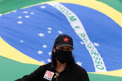 ¿Hay tres millones de contagiaos en Brasil?