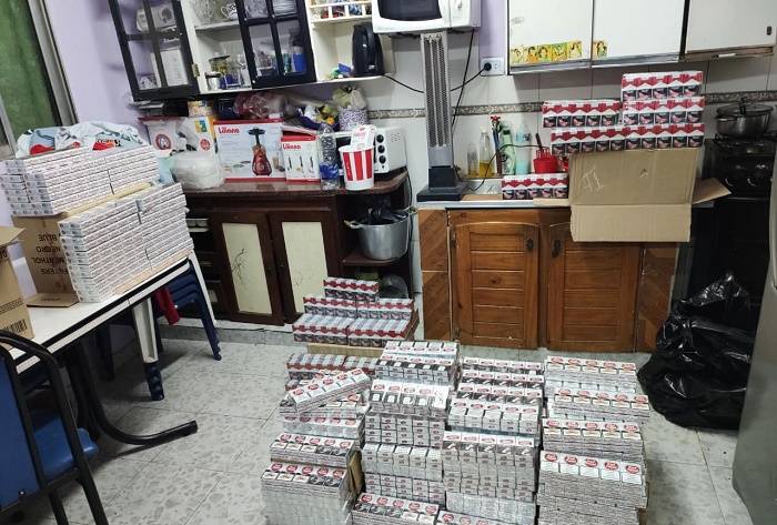 Cayó pareja de vendedores de cigarrillos apócrifos en Barrio Zavaleta