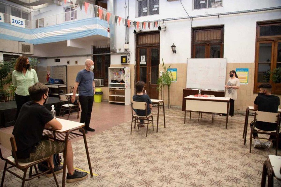 El Gobierno porteño discutirá el regreso a clases con gremios docentes