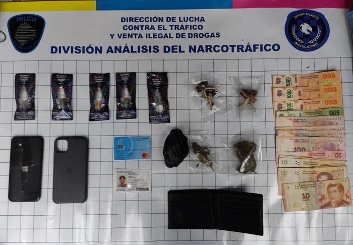Un dealer detenido en Villa Devoto con marihuana sintética y hongos alucinógenos