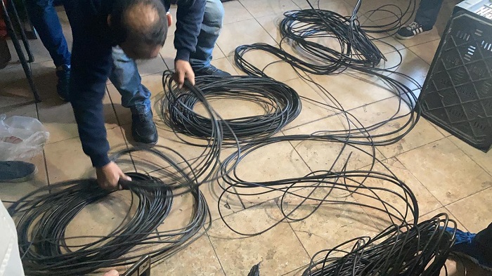 Cinco clausuras y más de 118 kilos de cable de cobre y fibra óptica secuestrados en depósitos de Constitución y Retiro