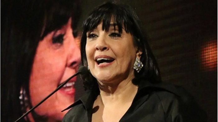 Elizabeth Vernaci abandonó su programa radial en pleno aire por la falta de protocolos: «¿Nos van a seguir haciendo venir a trabajar sin protección?»