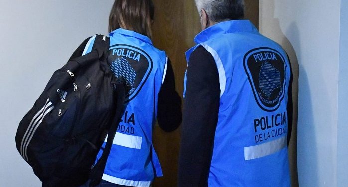 La Policía de la Ciudad descubrió y puso a disposición de la Justicia al autor de amenazas a una escuela de San Telmo