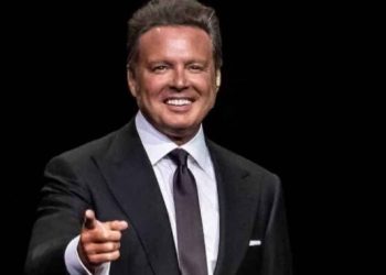 La tía de Luis Miguel sigue acusando al papá del cantante por la desaparición de su madre