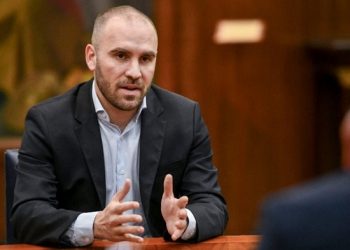 Para Guzmán, Macri hipotecó el futuro del país al tomar el crédito récord del FMI
