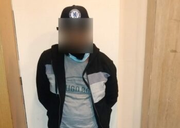 Detienen en cajero céntrico a clonador con 124 tarjetas y más de medio millón de pesos