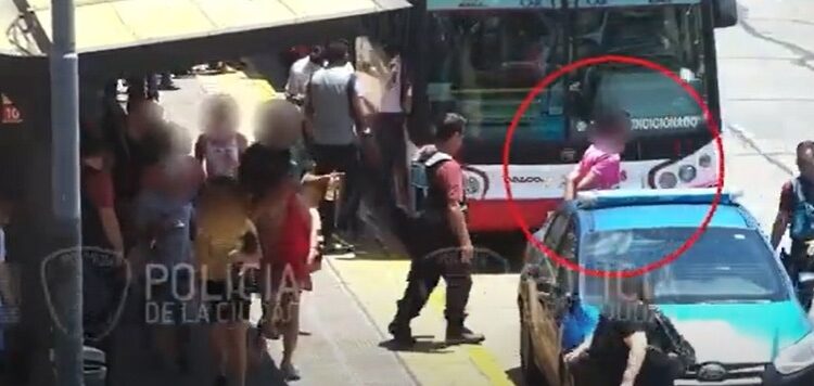 Detienen gracias a las cámaras del CMU a un hombre con pedido de captura en Constitución