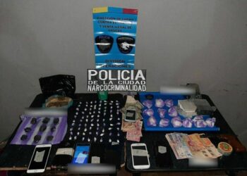 Cuatro detenidos y secuestro de cocaína y marihuana en procedimientos en Caballito y Flores