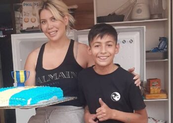Joaquín Nahuel le hizo una torta a Wanda Nara