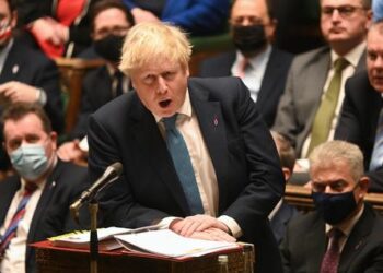 Londres ofrece a OTAN gran despliegue de tropas