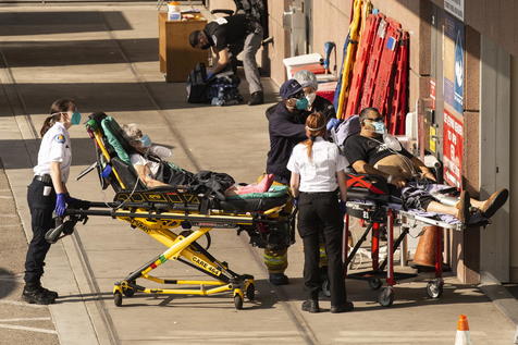 Omicron avanza en EEUU con los hospitales al límite
