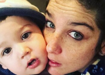 Juana Repetto le preparó helado de leche materna a su hijo y la criticaron