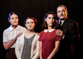 «La Casa de Atrás» estrena en el Teatro Multiescena