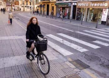 España: Primer día sin mascarillas y prudencia en la calle