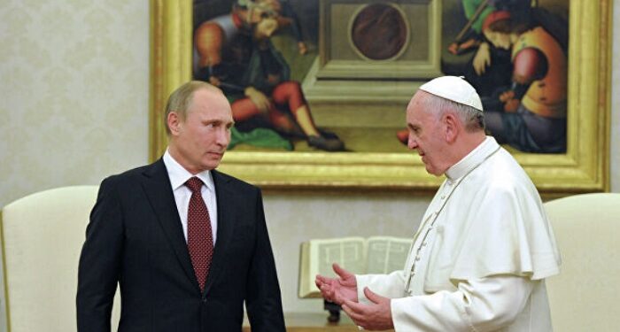El Papa lleva a la embajada rusa su preocupación por la guerra en Ucrania