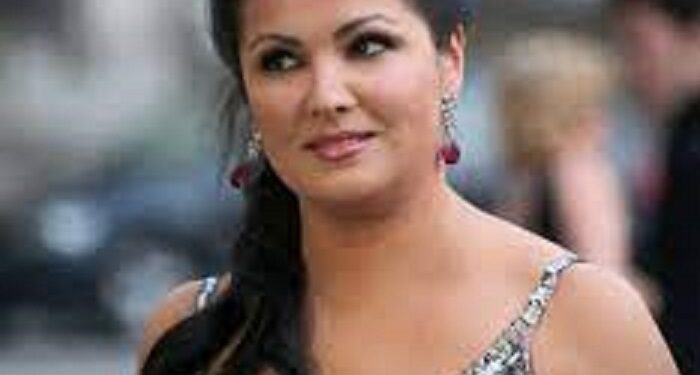 Una soprano pro-Putin apartada de Opera Nueva York