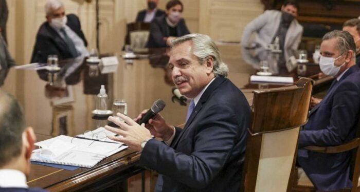 El Gobierno busca consenso por los precios y avanza con la convocatoria a empresarios y sindicalistas