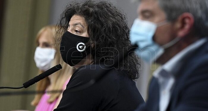 Frente al aumento de contagios, llegarán al país 800.000 vacunas antigripales