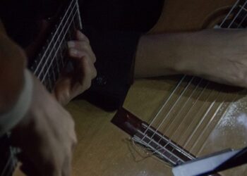 Entrevista a Guillermina Schauman, directora de la obra de teatro «Entre durmientes»