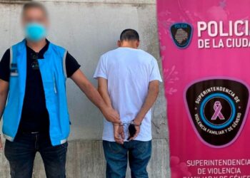 La Policía de la Ciudad detuvo a un hombre por Violencia de Género y evitó un posible femicidio