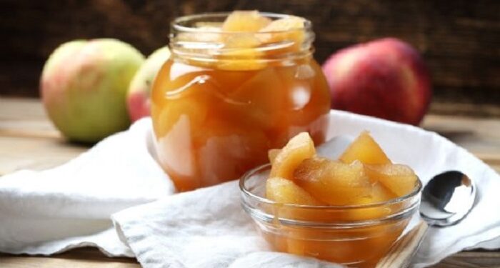 ¿Cómo preparar manzanas en almíbar?