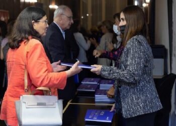 Saber, humanismo y entrega