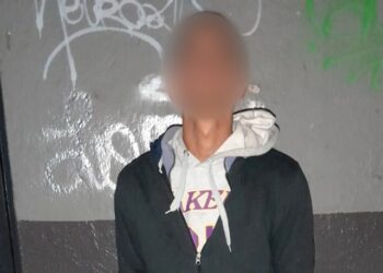 Dos detenidos por robar en un comercio de golosinas de Villa del Parque