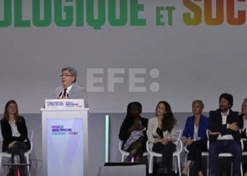 La nueva coalición de la izquierda francesa se presenta unida contra Macron