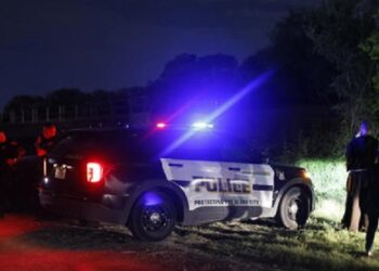 Horror por el hallazgo de 46 migrantes muertos