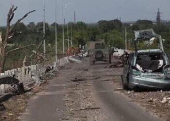 Rusia vuelve a atacar a Kiev con una dura batalla en el Este