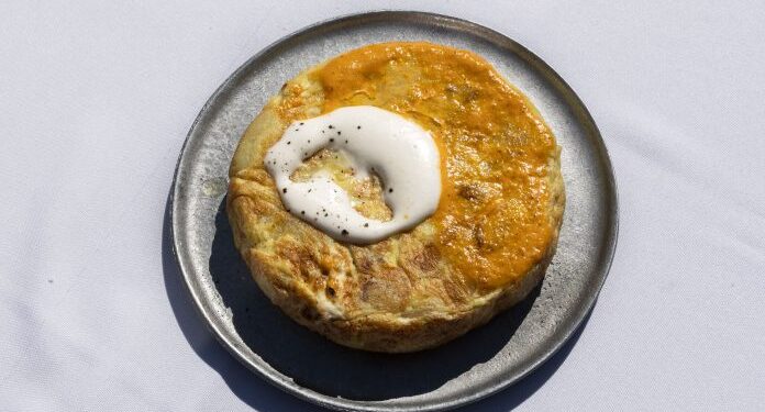 Croquetas de espinaca y tortilla de papa: dos recetas para el fin de semana
