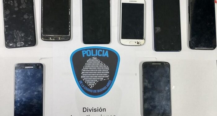 La Policía de la Ciudad recuperó celulares robados en el Barrio 31