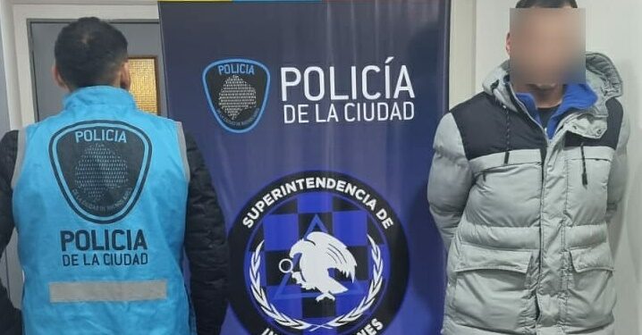 Un estafador prófugo fue detenido en Villa Lugano