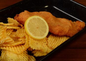 Milanesa de suprema de pollo a la napolitana