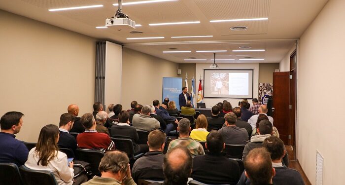 Ministerio de Transporte y Ferrocarriles Argentinos Sociedad del Estado encabezaron encuentro con empresas ferropartistas