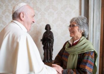 Una consagrada argentina y dos religiosas miembros del Dicasterio para los Obispos