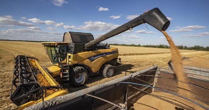 Los primeros buques de Ucrania con trigo empiezan a salir