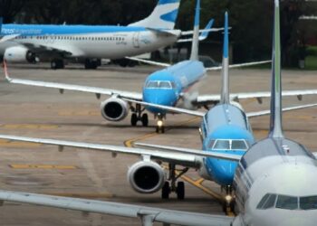El tráfico aéreo de pasajeros creció en América Latina 136,6% en junio en términos anuales