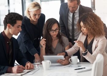 Innovando abiertamente: 5 comportamientos que cultivan una cultura empresarial de mayor innovación