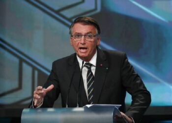 Bolsonaro califica a Lula de «presidiario»
