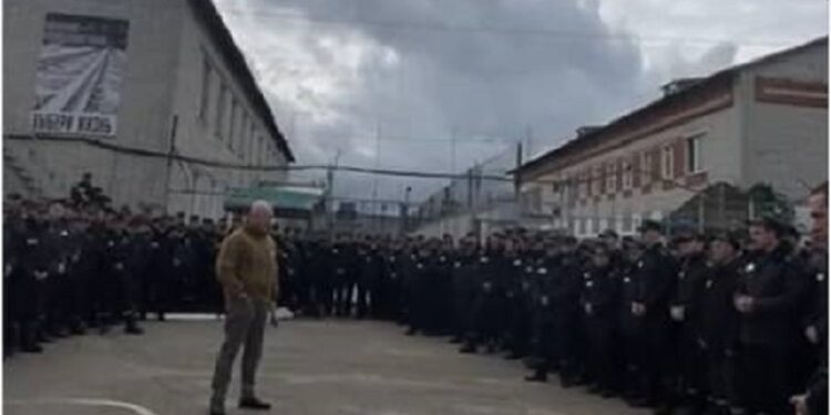 Mercenarios rusos confirman reclutamiento de presos