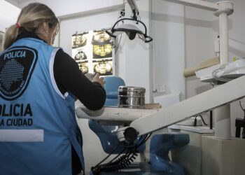 En el barrio 31 hubo seis consultorios clausurados y cuatro detenidos por ejercer la medicina de forma ilegal