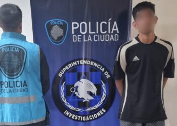 Detuvieron en La Boca a un hombre que se mantenía prófugo tras robar una fiambrería con arma de fuego