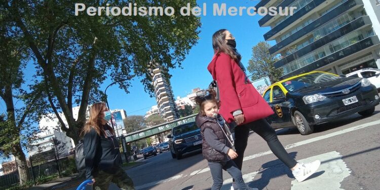 Convertí tu ropa vieja en un tesoro de moda
