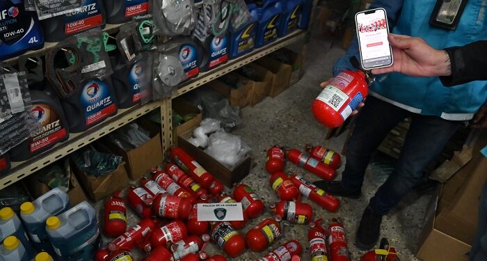 Nuevo golpe contra matafuegos truchos: incautan más de 900 extintores y en dos meses sacaron más de 1.500 del mercado
