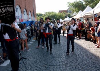 La Ciudad de Buenos Aires lanzó un ciclo de shows que busca sorprender al público en las  calles del Microcentro
