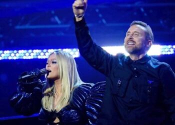 David Guetta se lució en la ceremonia de los MTV EMA 2022 y se llevó dos galardones